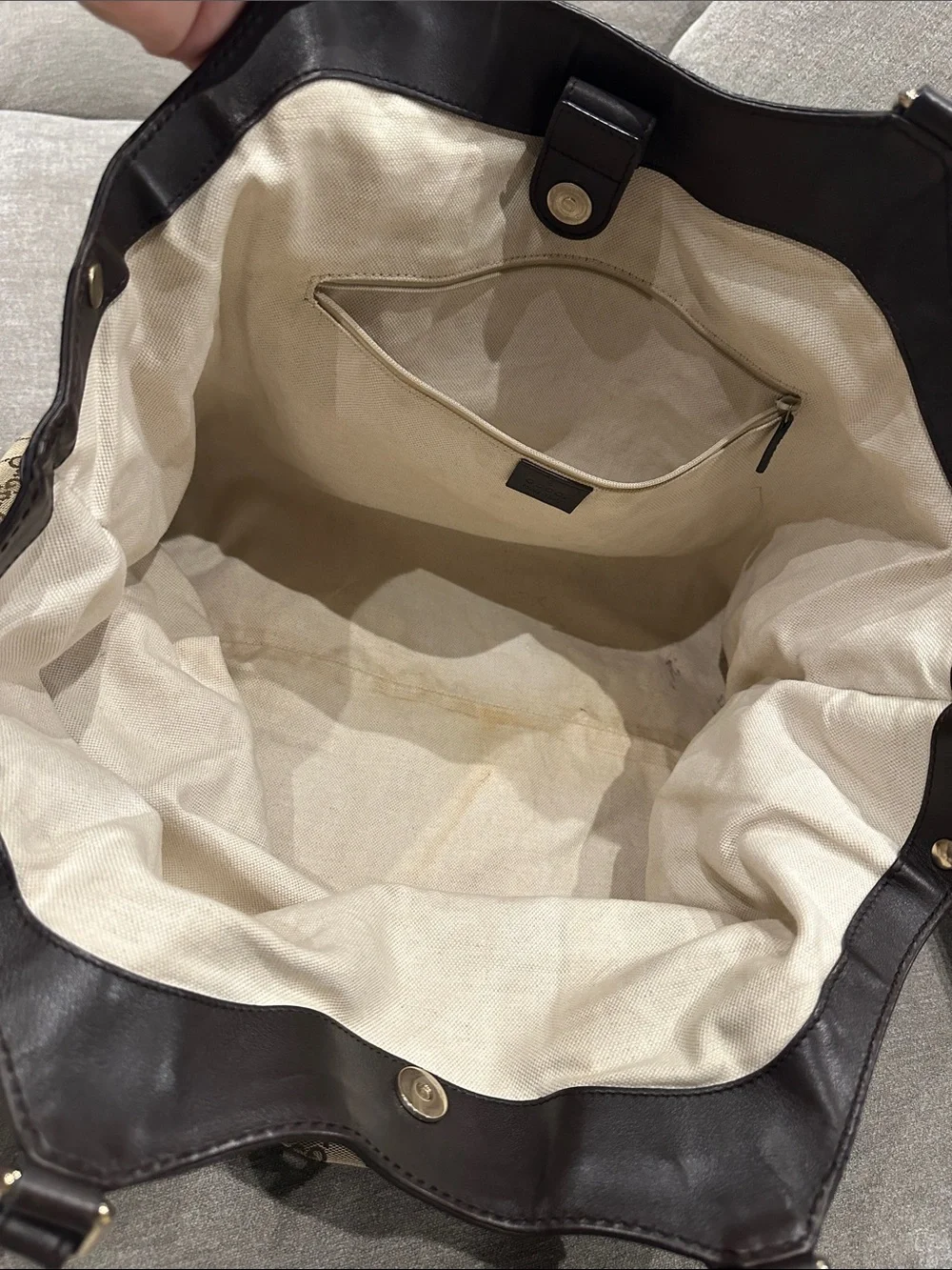 Large Gucci Sukey Shoulder bag - Picture 12 of 13